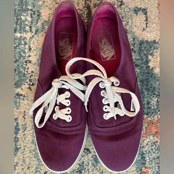 Authentic Purple Vans - Picture 4 of 9